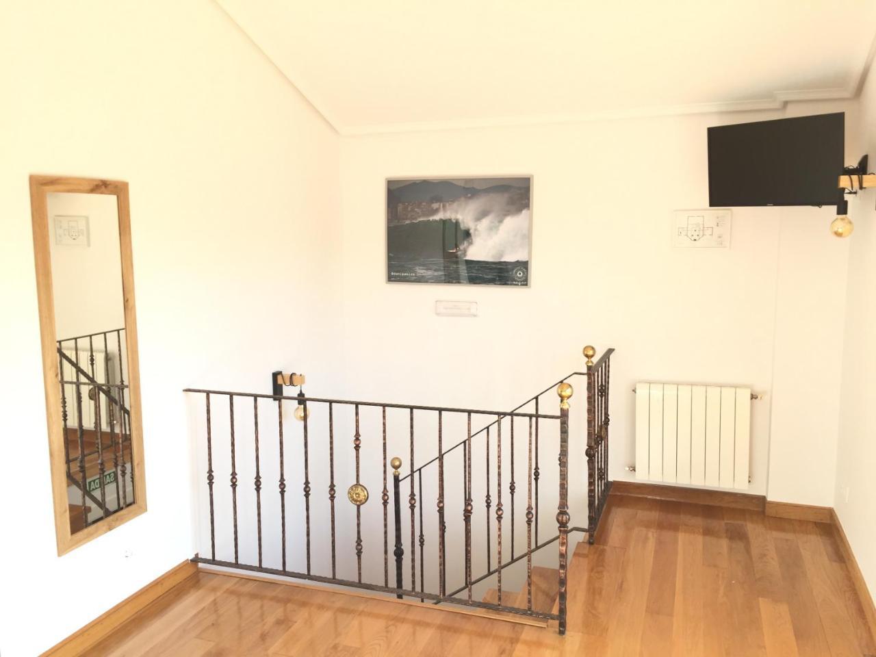 Somo Surfskate Hostel Castañedo 외부 사진