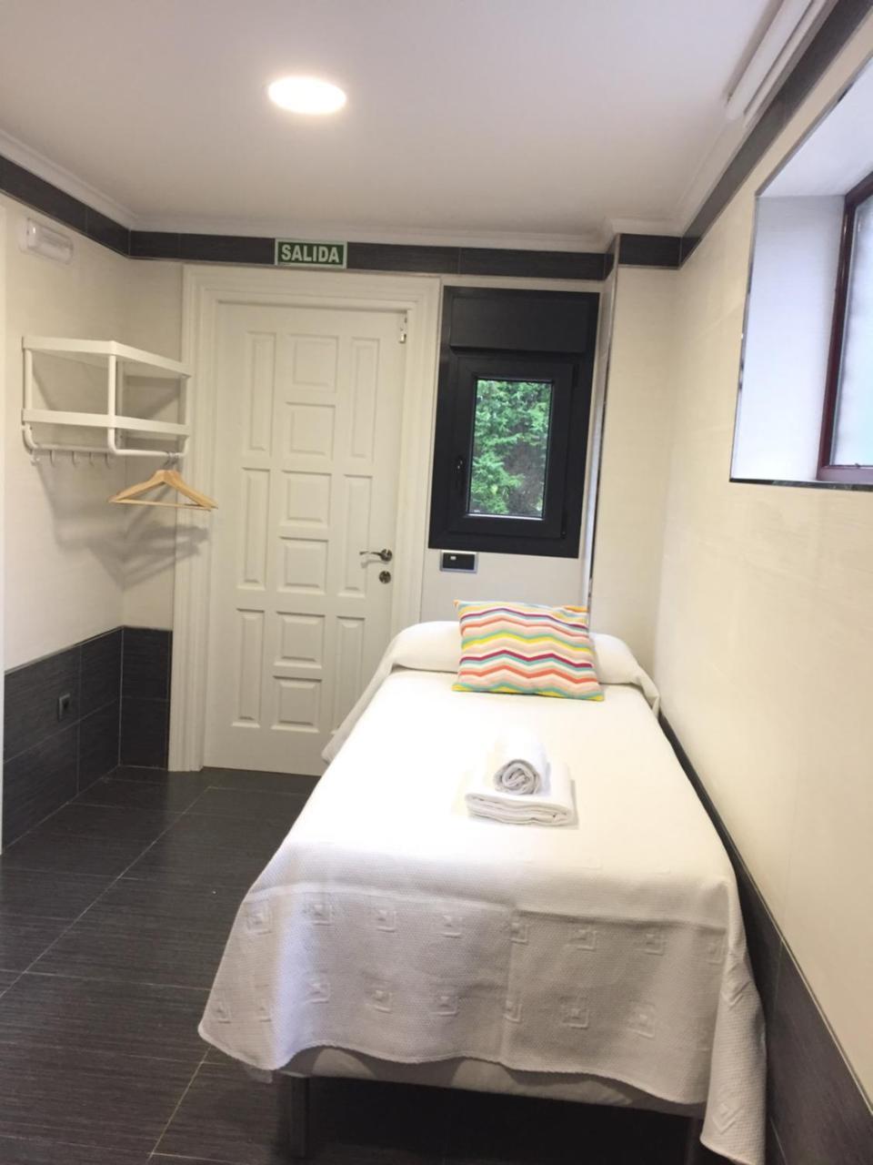 Somo Surfskate Hostel Castañedo 외부 사진