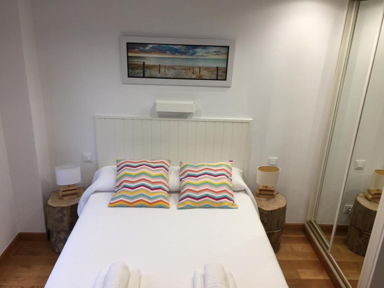 Somo Surfskate Hostel Castañedo 외부 사진